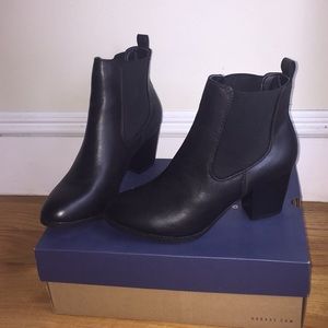 GH Bass & Co - black leather boots
